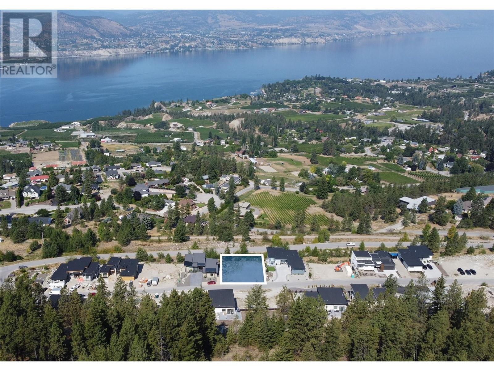 2875 Outlook Way, Naramata, BC V0H 1N1