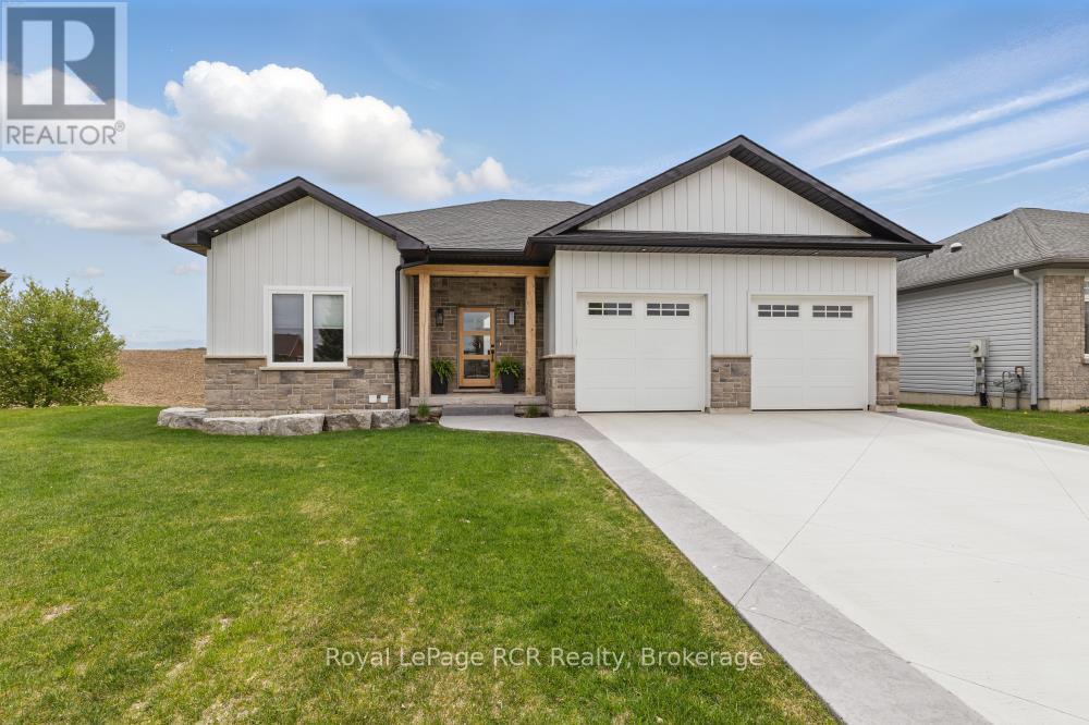13 Jonathan Cres, South Bruce, ON N0G 2J0