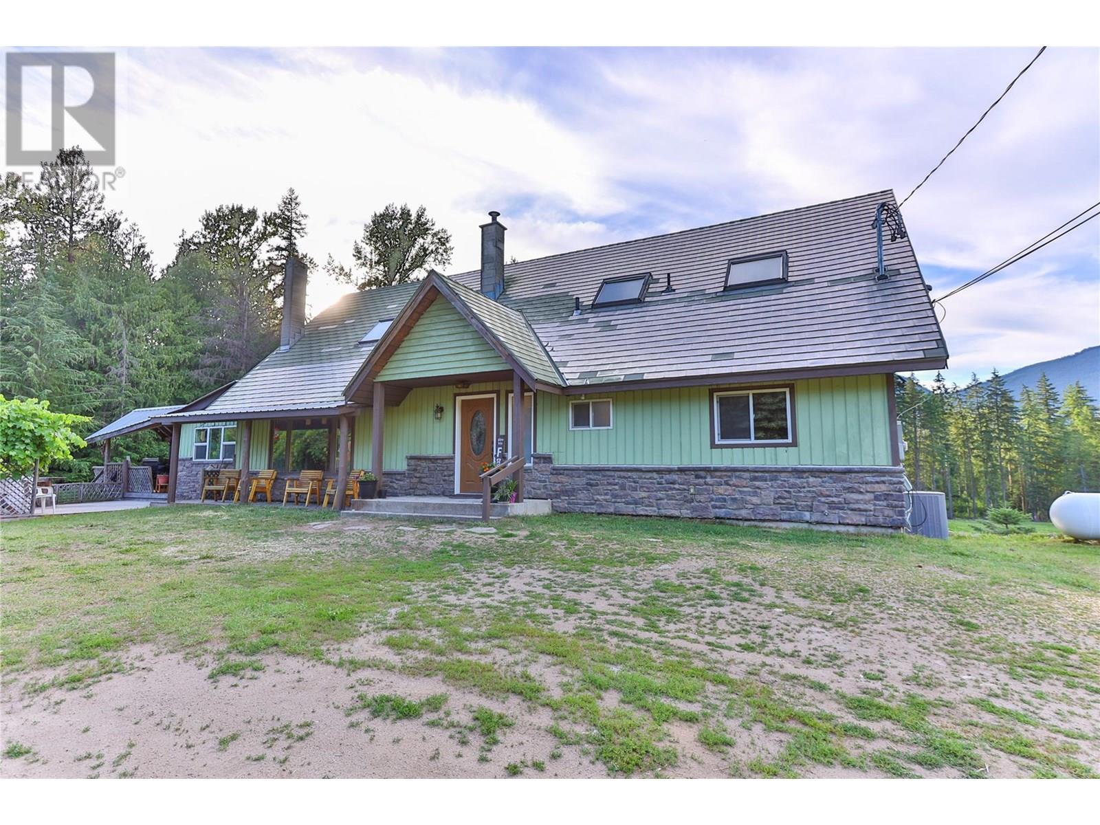 4161 Verigin Rd, Nelson, BC V1L 6V9