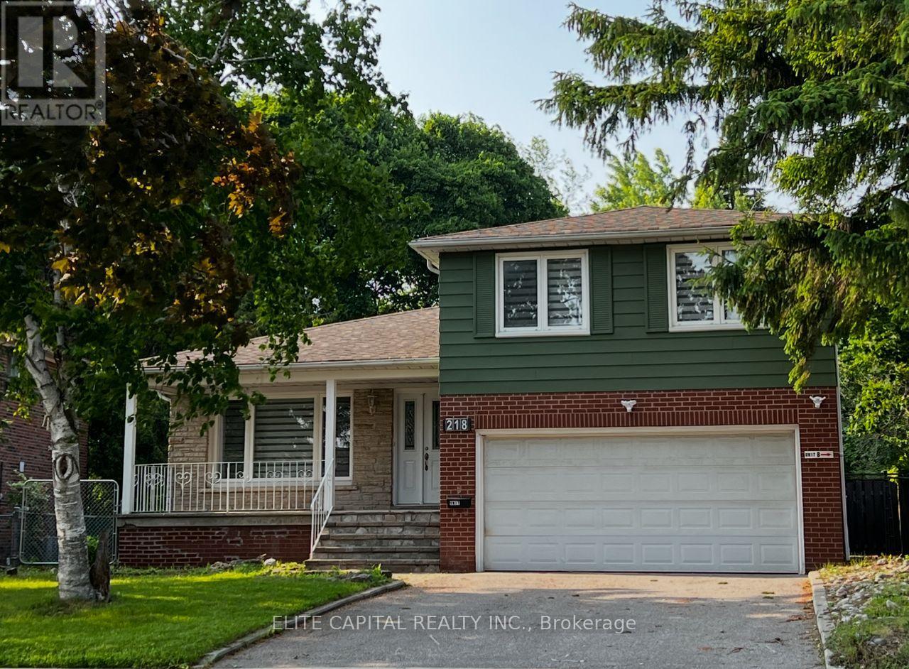 218 Chartland Blvd S, Toronto, ON M1S 2S5