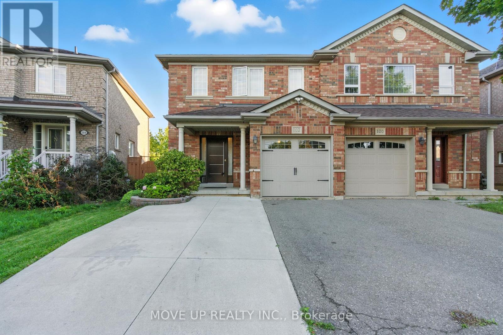 102 Trudelle Cres, Brampton, ON L7A 2Z3