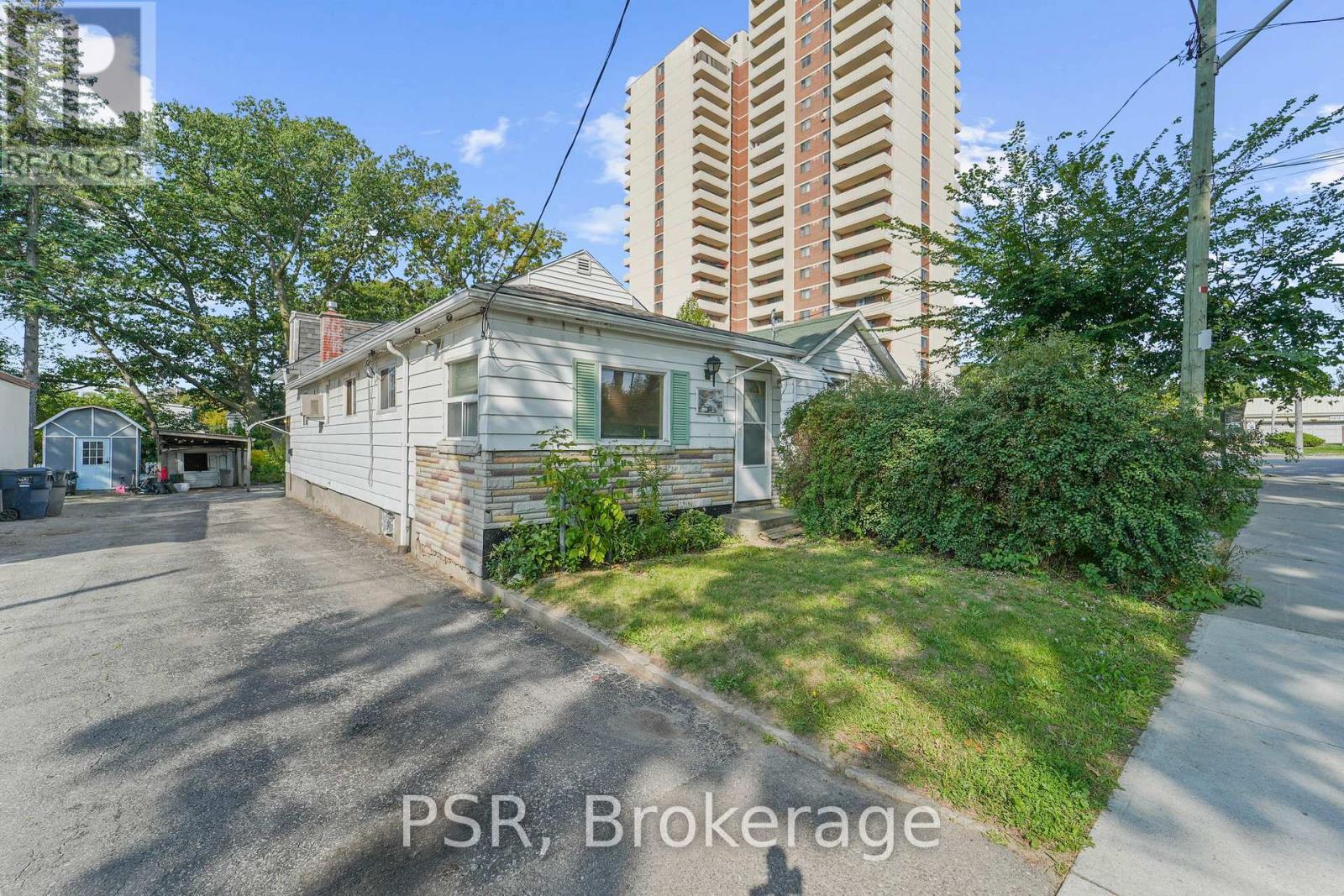 68 Mcdonald Ave, Toronto, ON M1L 3Y8