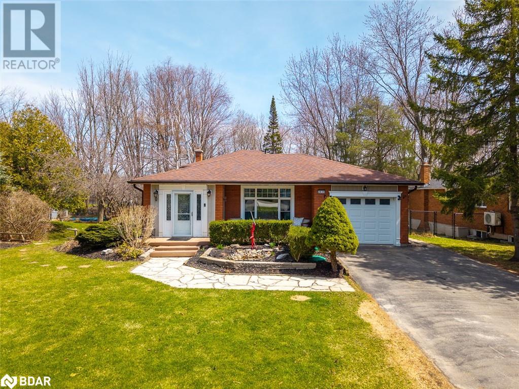 2035 Craig Rd, Innisfil, ON L9S 1T2