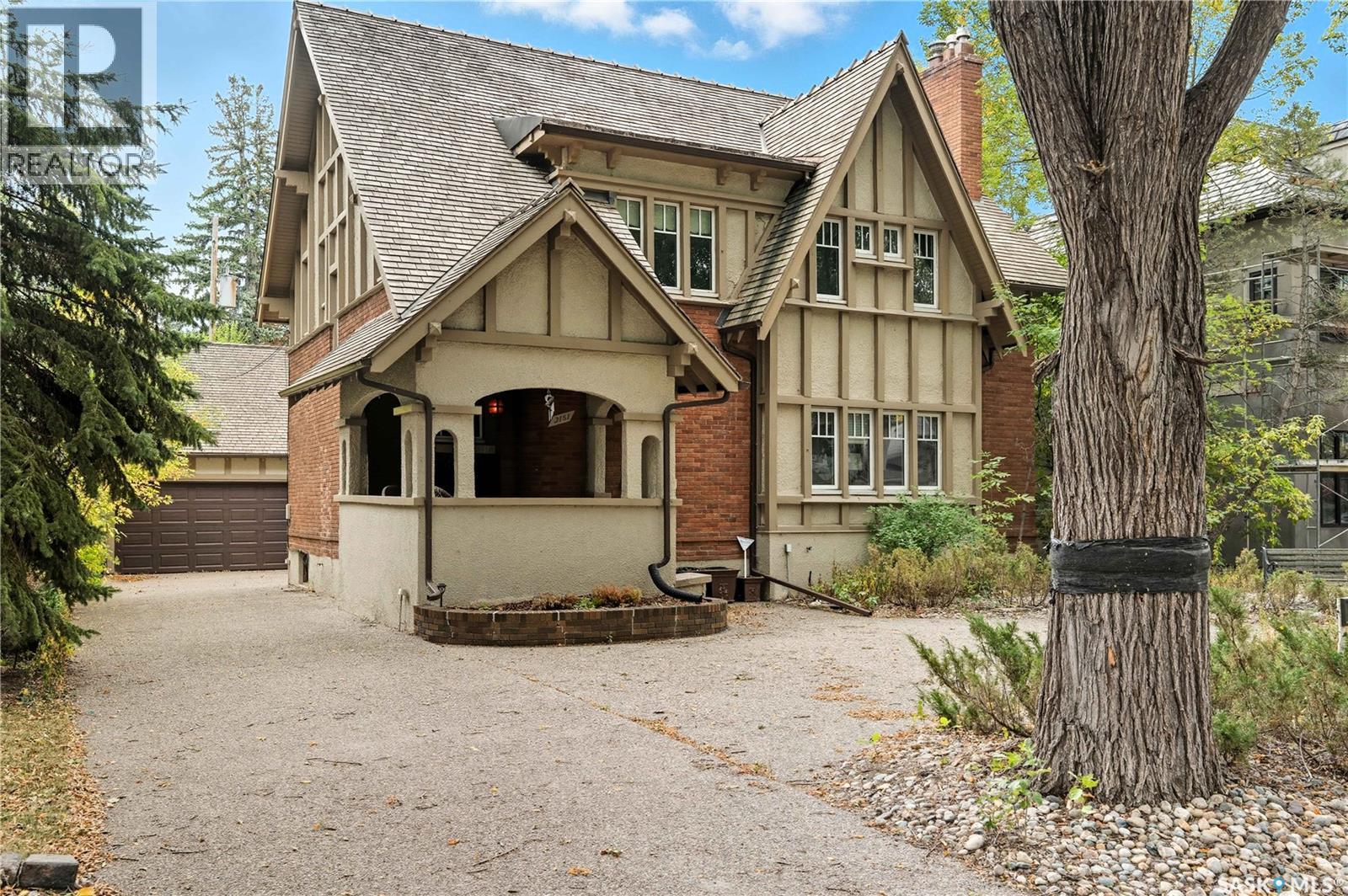 3151 Angus St, Regina, SK S4S 1P5