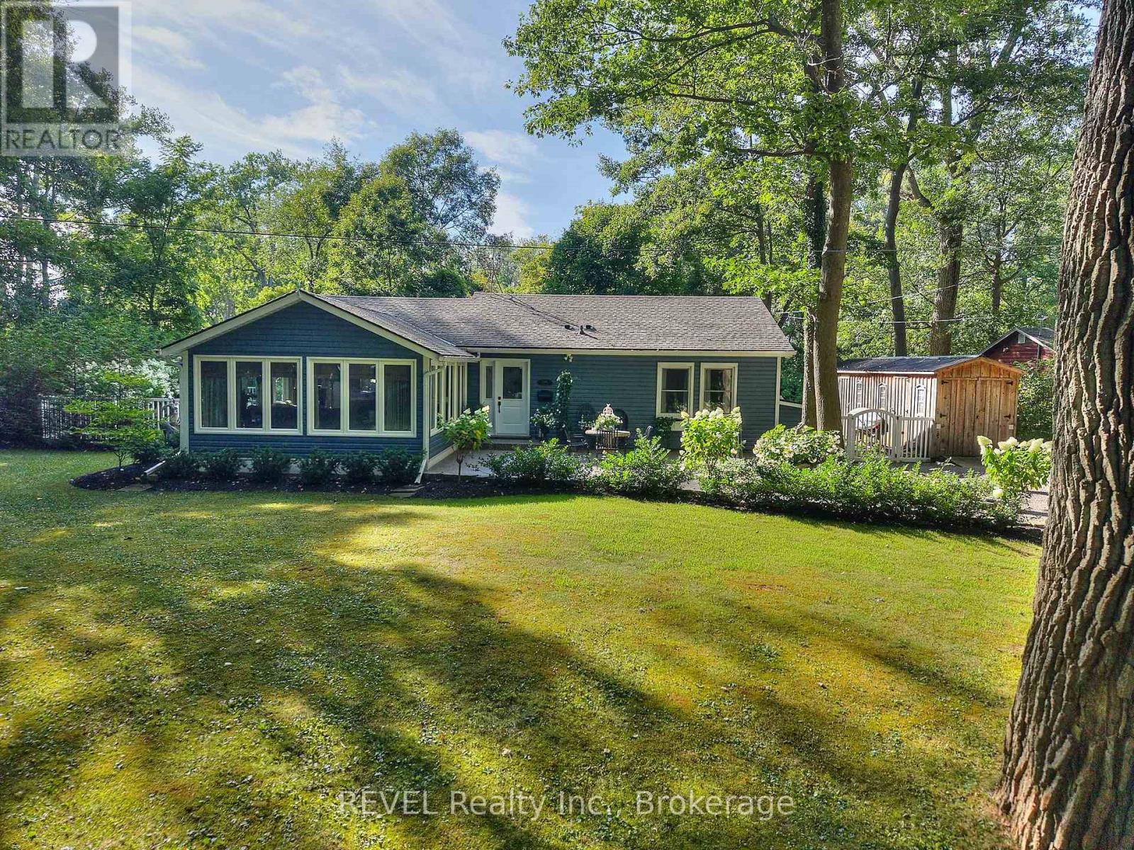 2890 Colony Rd, Fort Erie, ON L0S 1N0