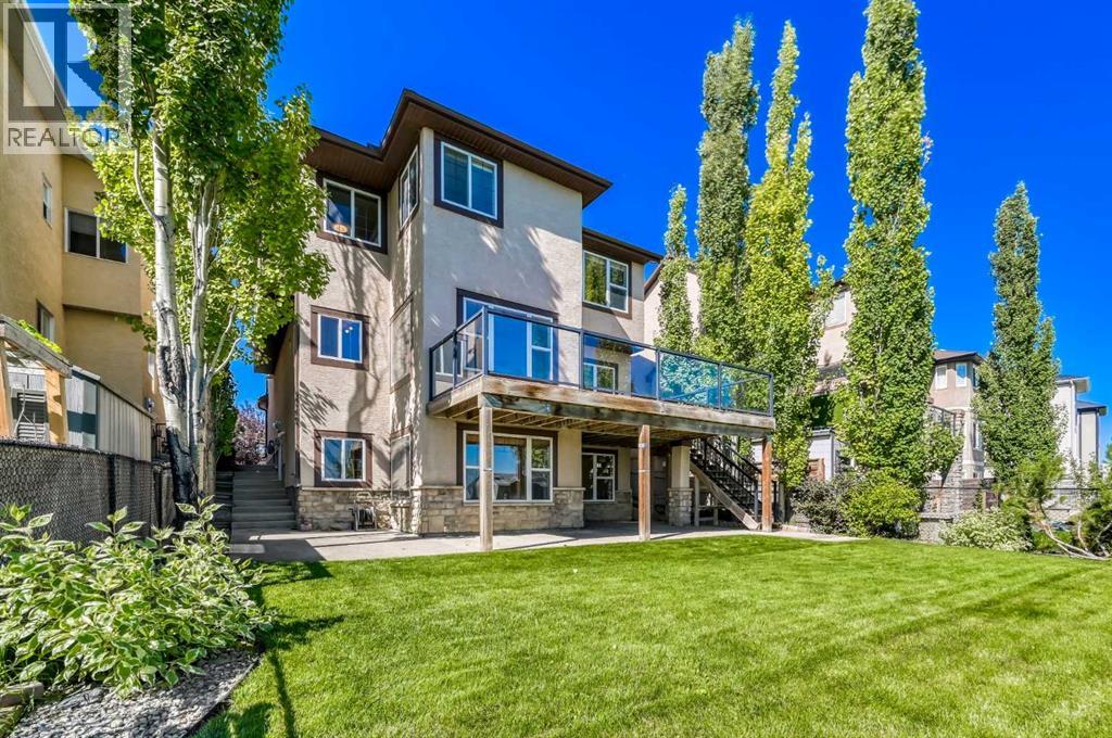 109 Sherwood Way NW, Calgary, AB T3R 1M8