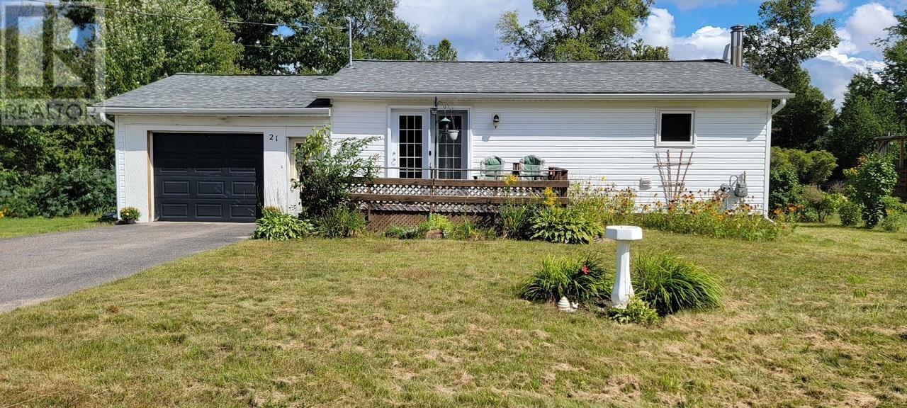21 Eley Rd, Huron Shores, ON P0R 1H0