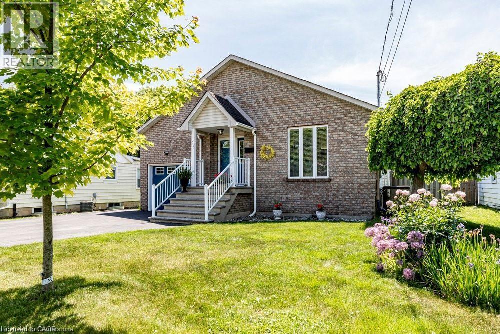 1510 Norwood Ave, Burlington, ON L7T 1V8