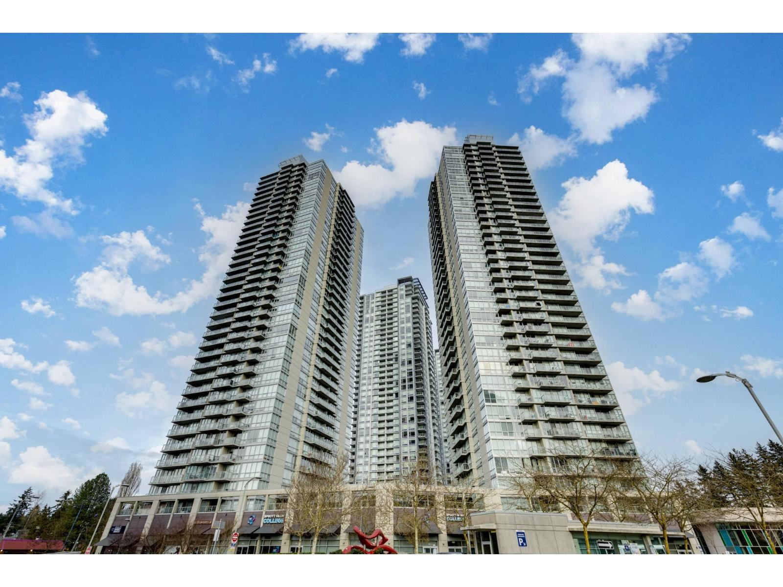 9981 Whalley Boulevard Unit 604, Surrey, BC V3T 0G6