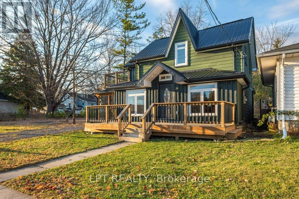 311 Thomas St, Deseronto, ON K0K 1X0