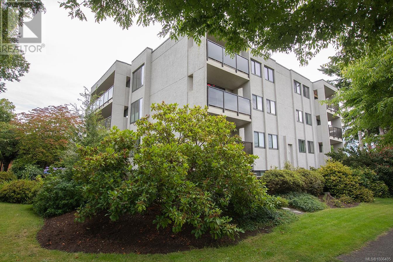1151 Oscar St Unit 305 St, Victoria, BC V8V 2X5