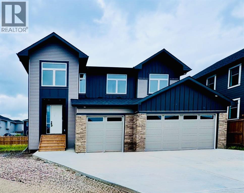 37 N Bridges Bay SW, Langdon, AB T0J 1X3
