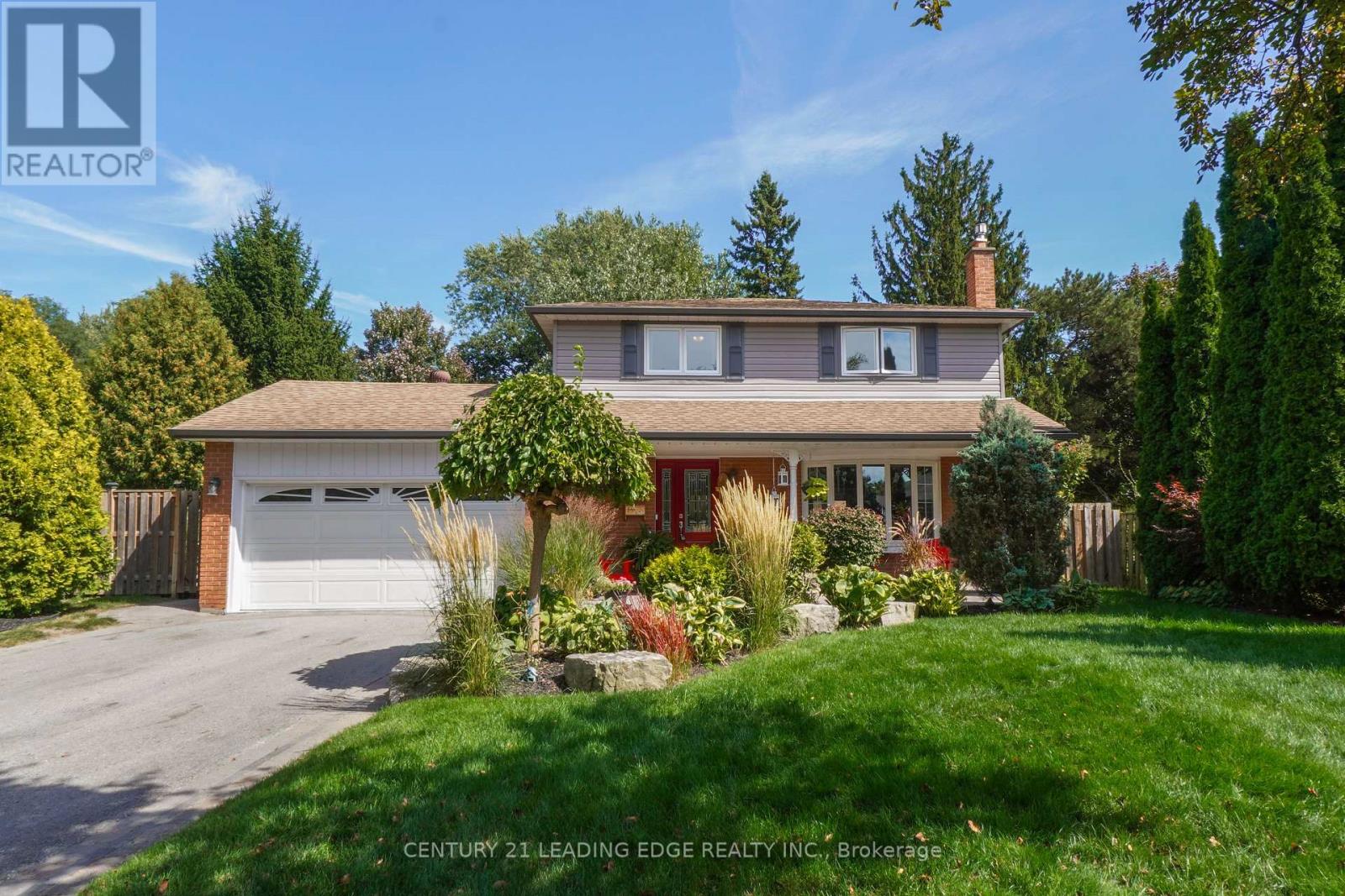 7 Dingley Ct, Ajax, ON L1S 6B5