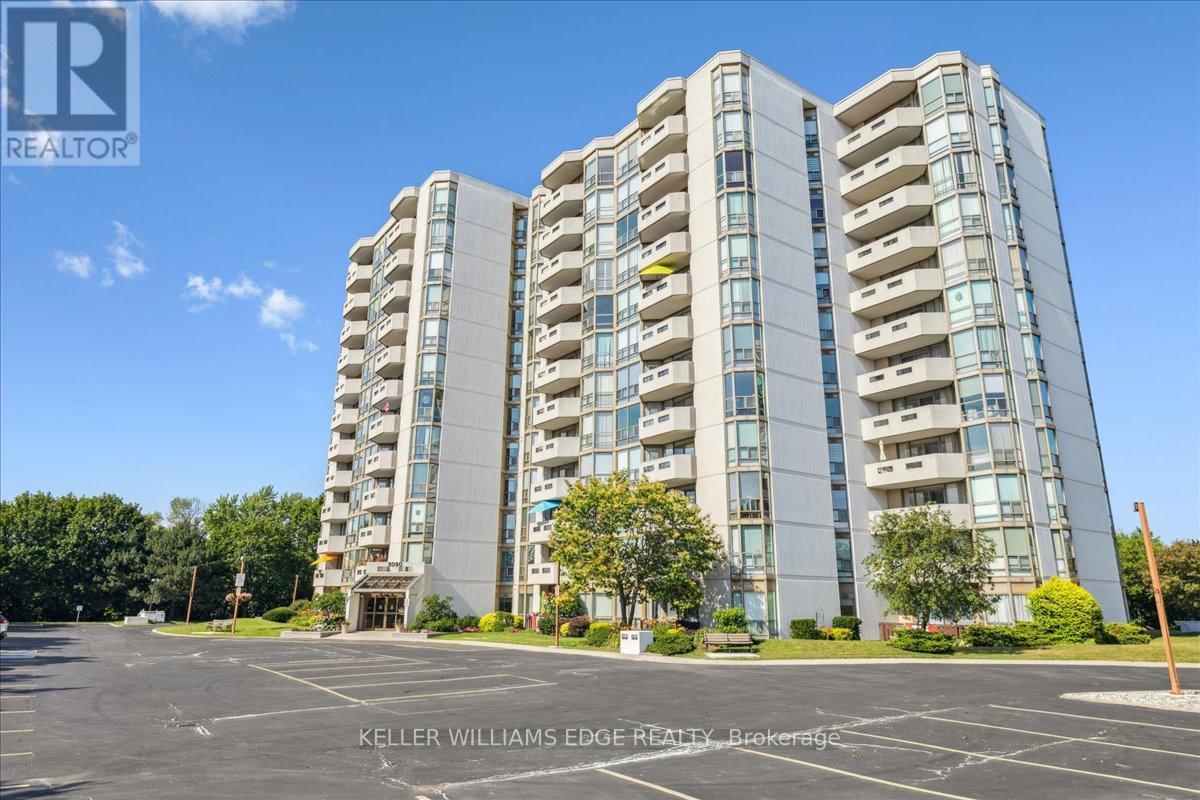 302 5090 Pinedale Ave, Burlington, ON L7L 5V8
