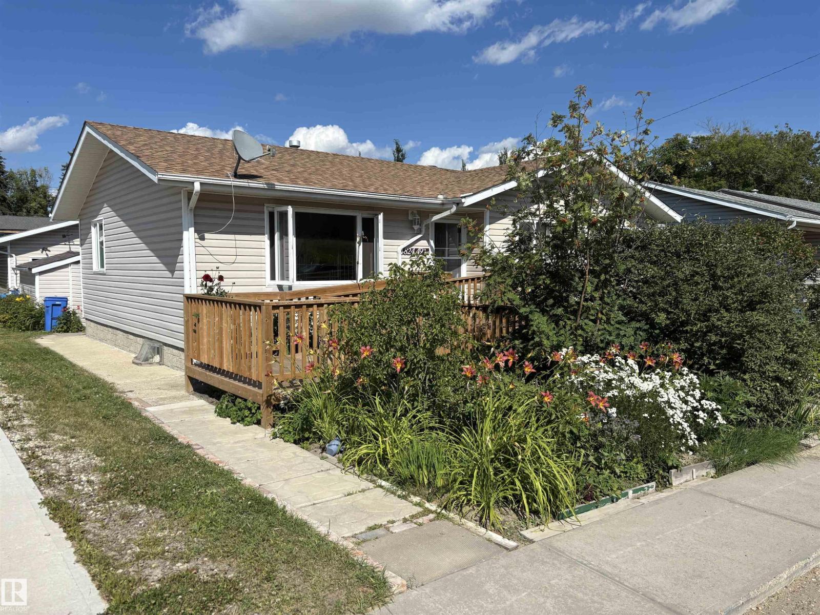 49 Av Unit 4824, Sangudo, AB T0E 2A0