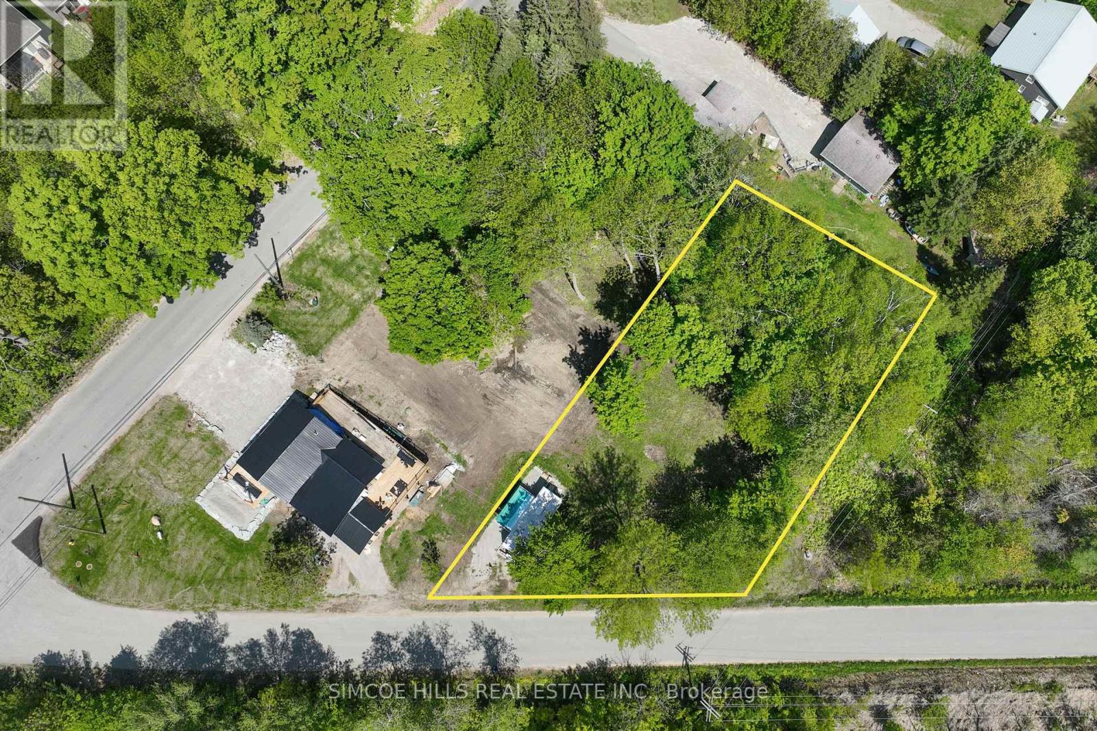 1366 Wilson Point Rd, Severn, ON L3V 7E1