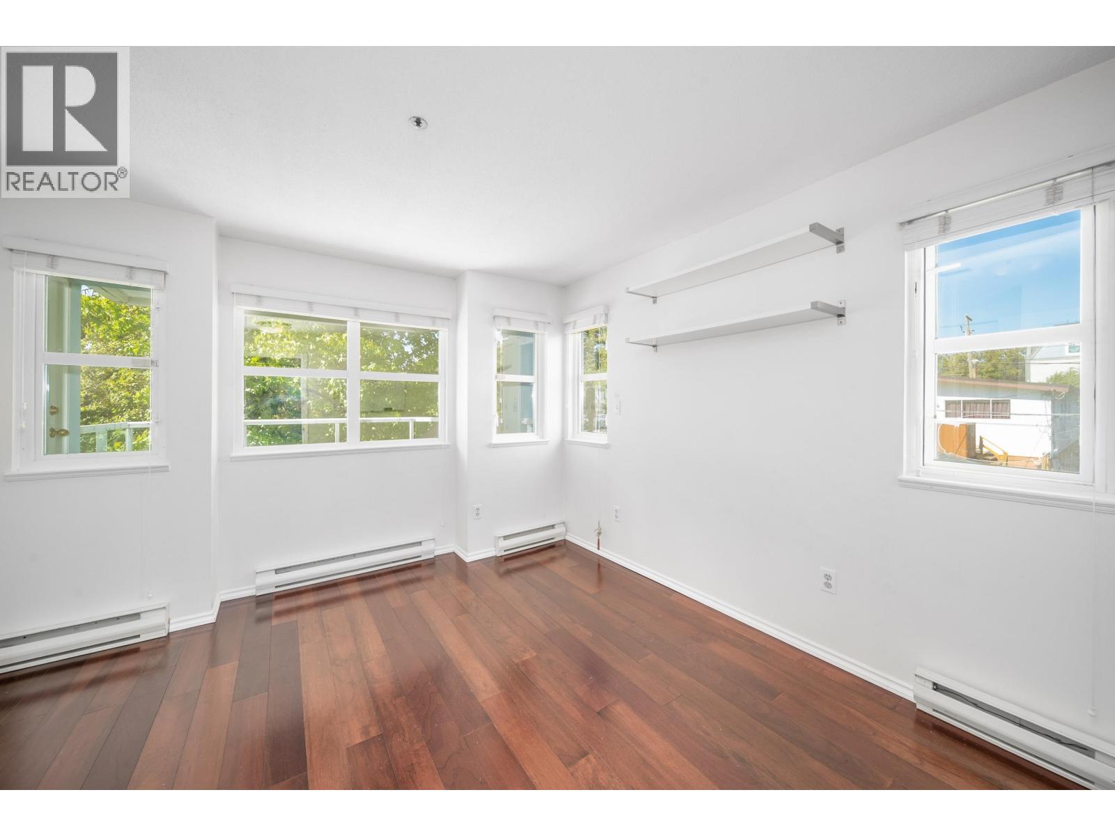 8728 SW Marine Drive Unit 302, Vancouver, BC V6P 6A4