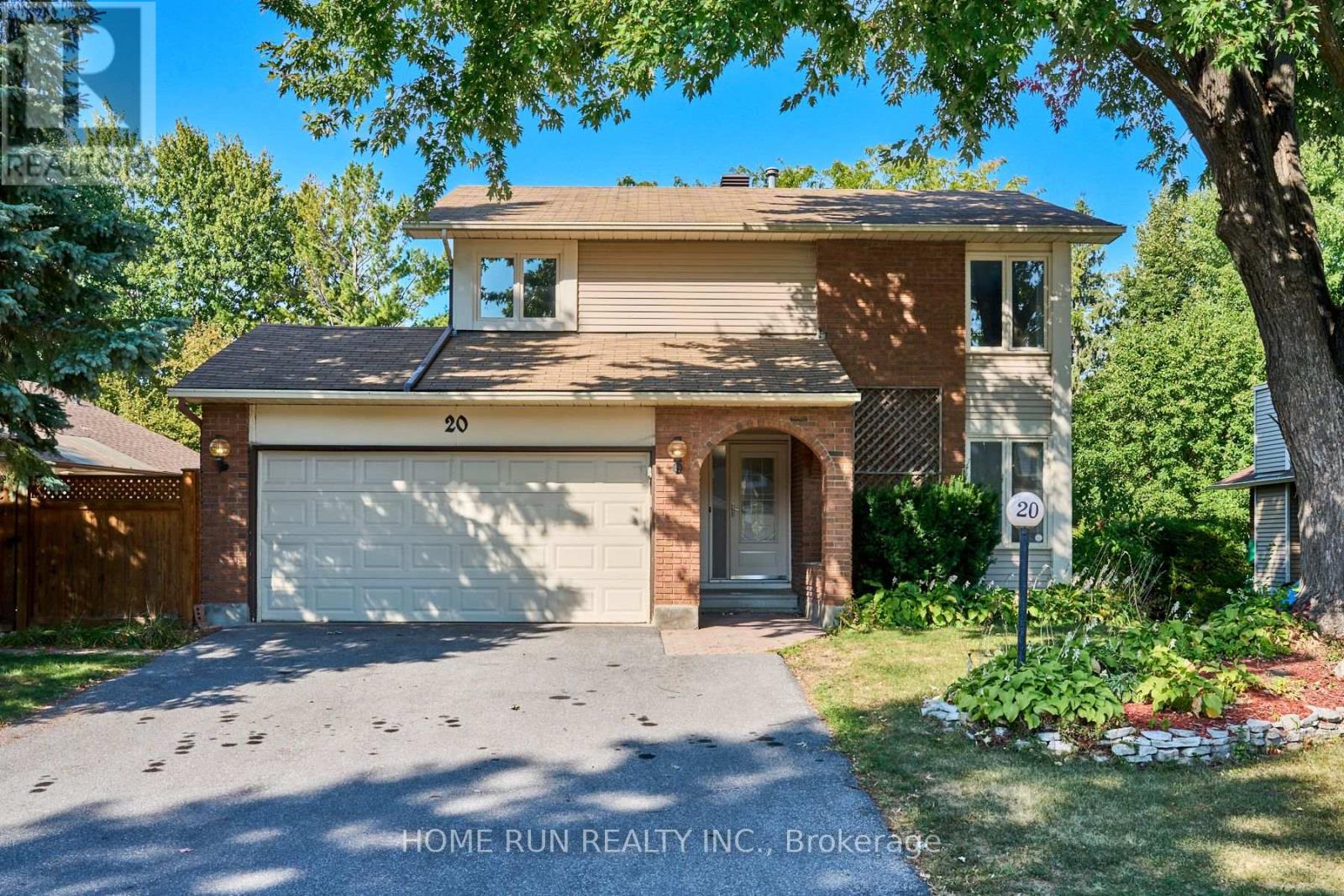 20 Thiessen Cres, Ottawa, ON K2L 2M3