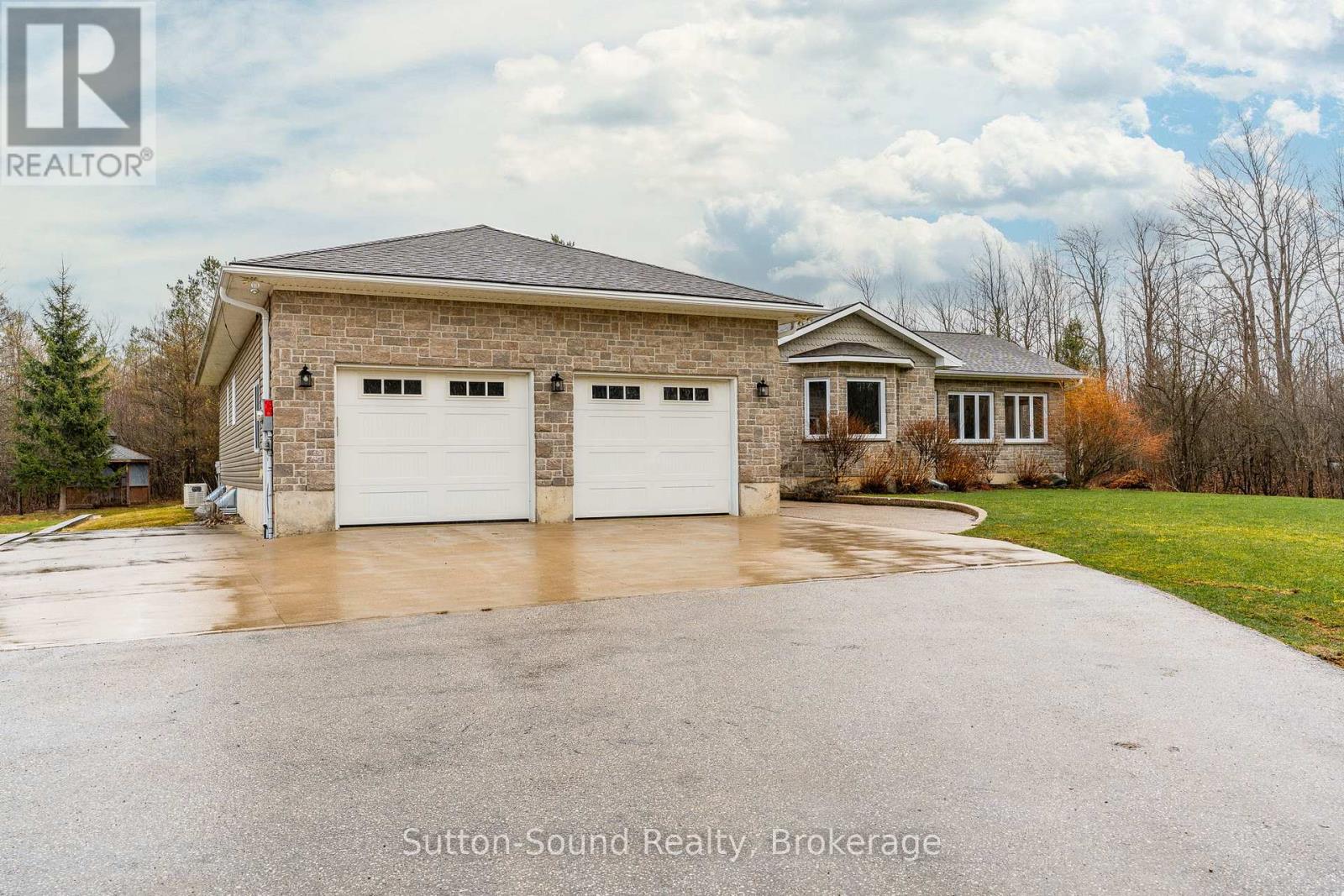 133 Park St, Georgian Bluffs, ON N4K 6V5