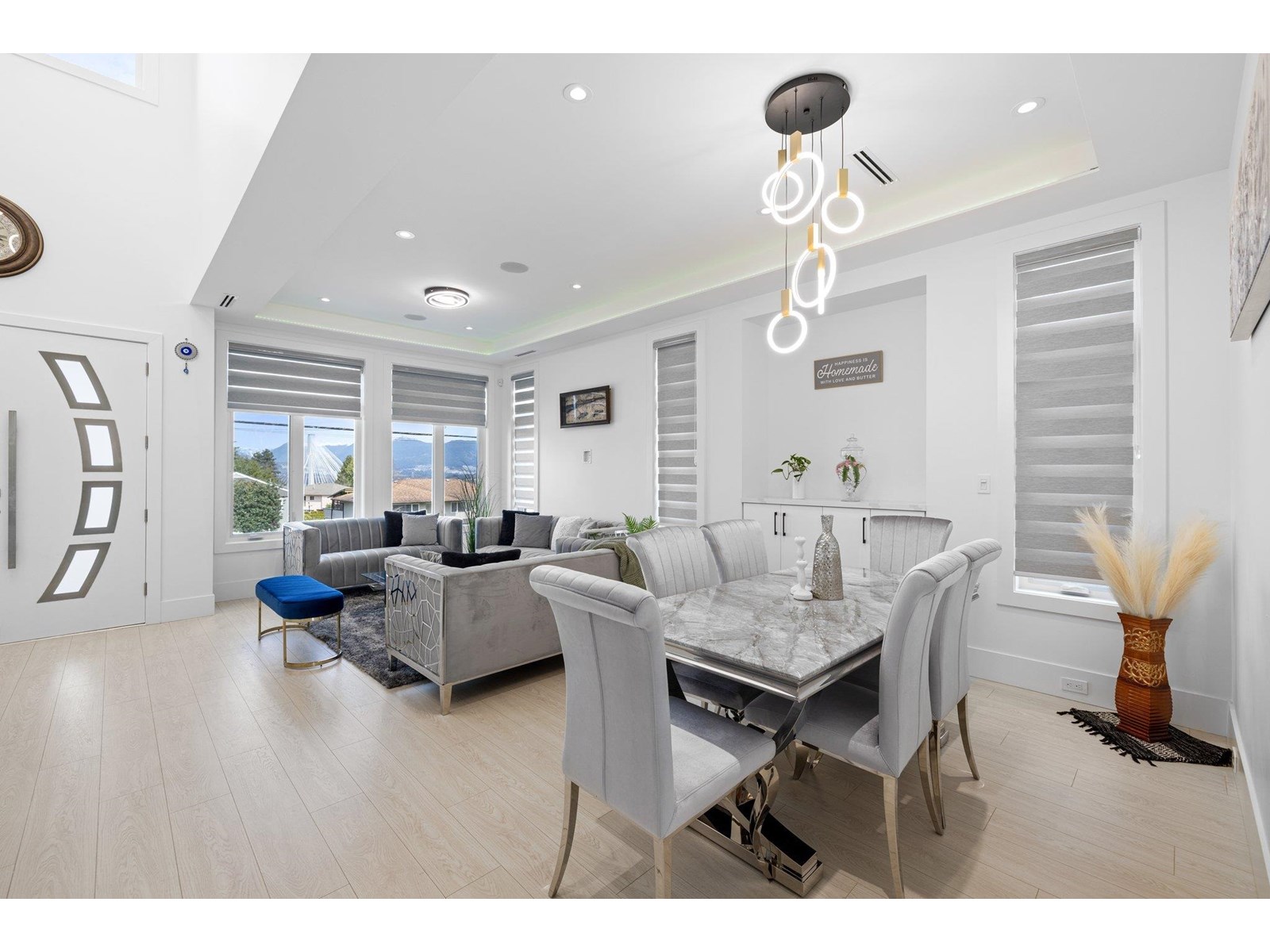 111 Avenue Unit 14714 #a, Surrey, BC V3R 2E1