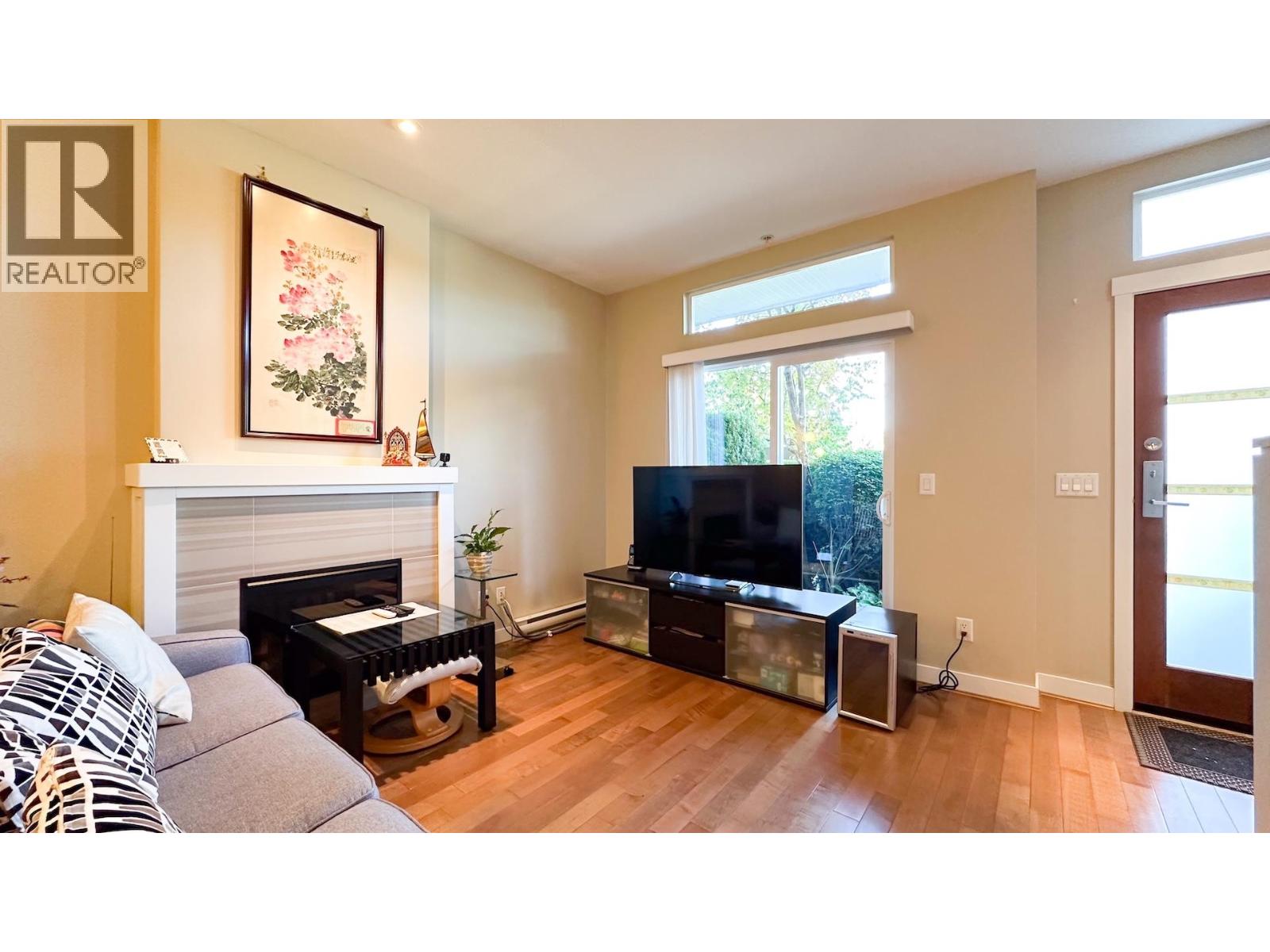 3788 Laurel Street Unit 22, Burnaby, BC V5G 1M7