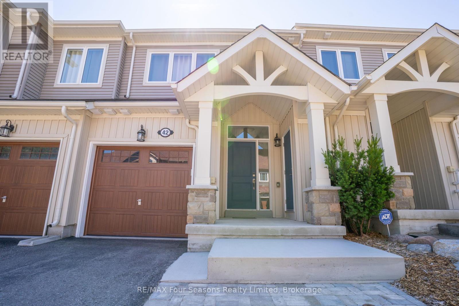 42 Lett Ave, Collingwood, ON L9Y 0X5