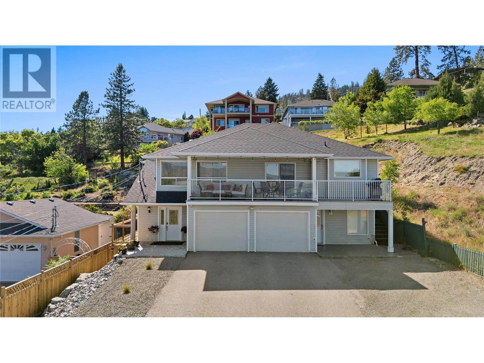 4622 Princeton Ave, Peachland, BC V0H 1X7