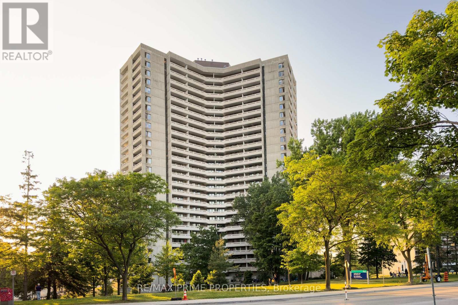1603 1081 Ambleside Dr, Ottawa, ON K2B 8C8
