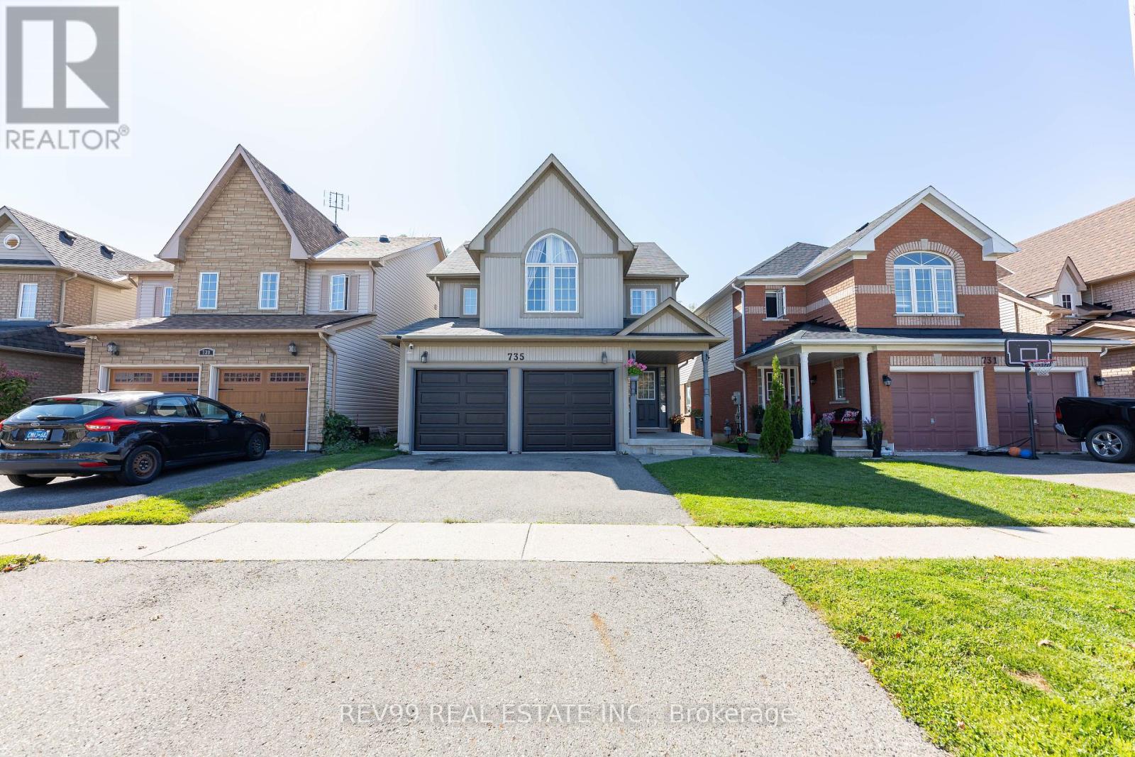 735 Brasswinds Trl, Oshawa, ON L1K 2Z1