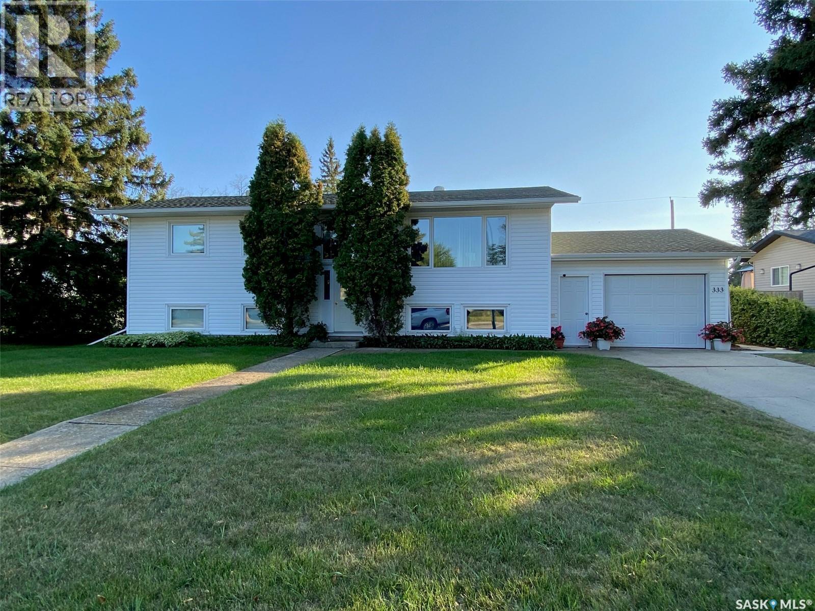 333 7th Avenue West, Melville, SK S0A 2P0