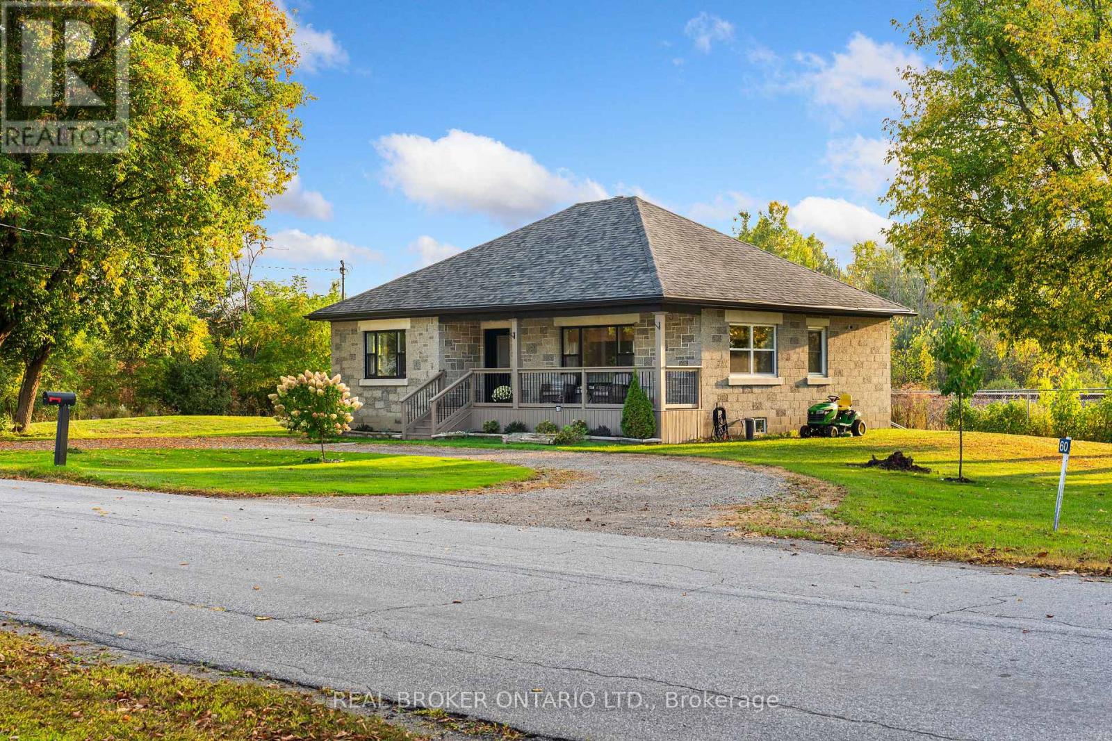 60 Union St, Montague, ON K7A 4S7