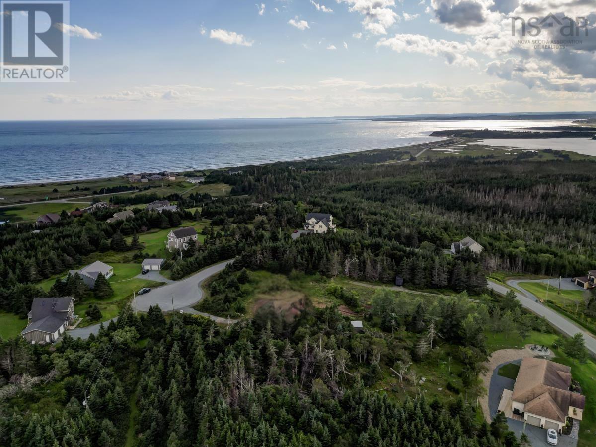 22 Leeward Ln, East Lawrencetown, NS B3H 2K3