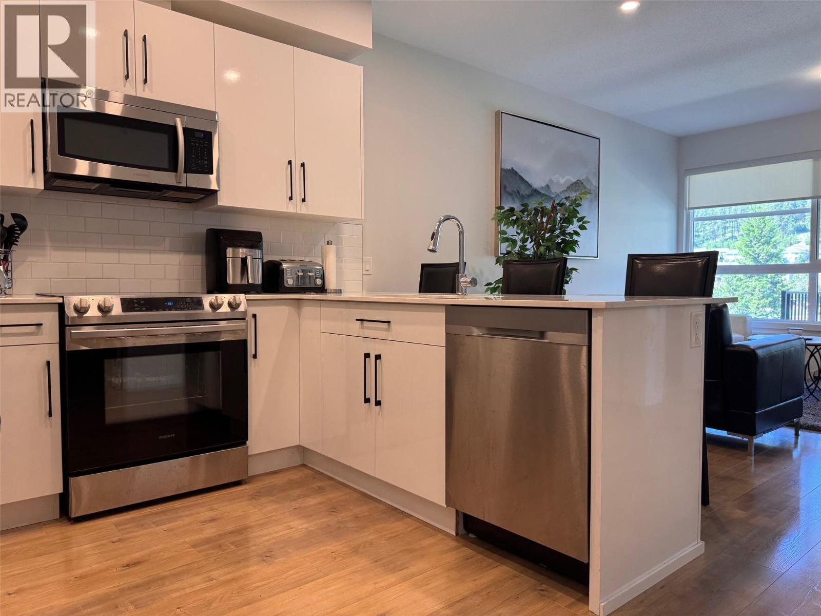 1880 Hugh Allan Drive Unit 410, Kamloops, BC V1S 0E8