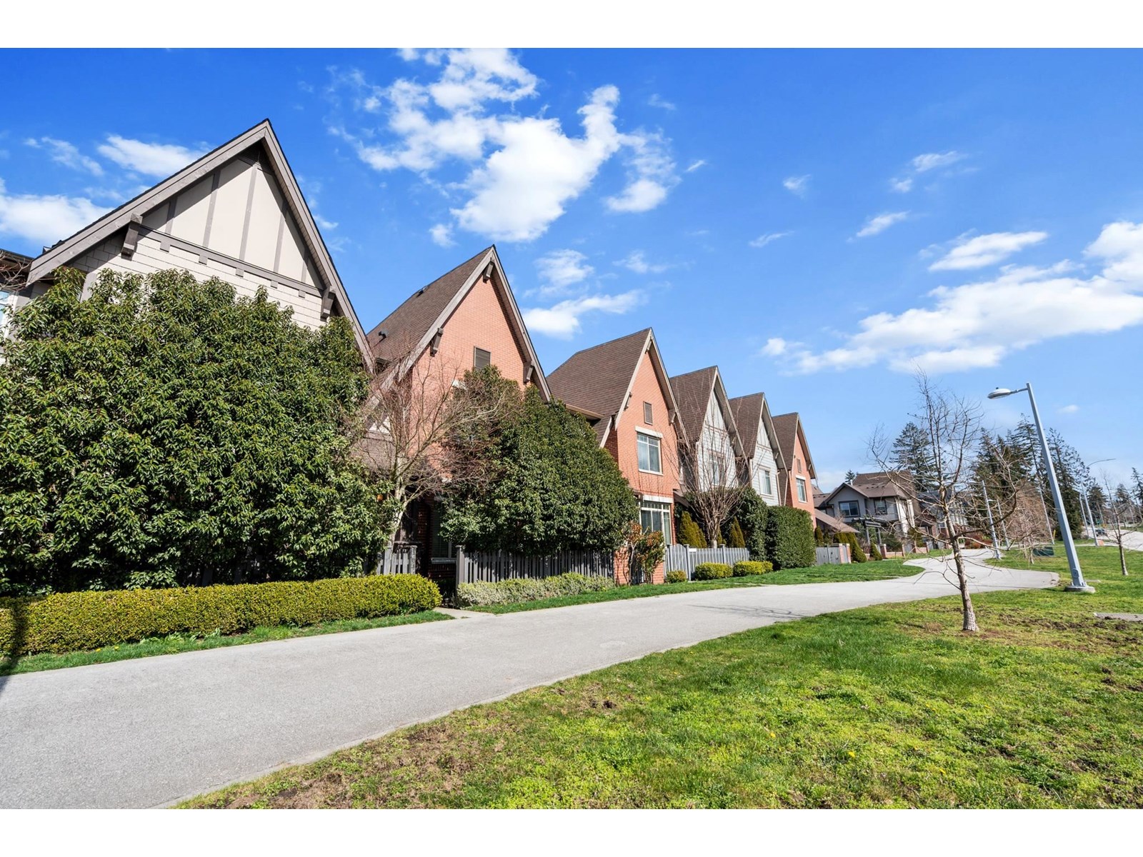 24 Avenue Unit 16447, Surrey, BC V3Z 0V8