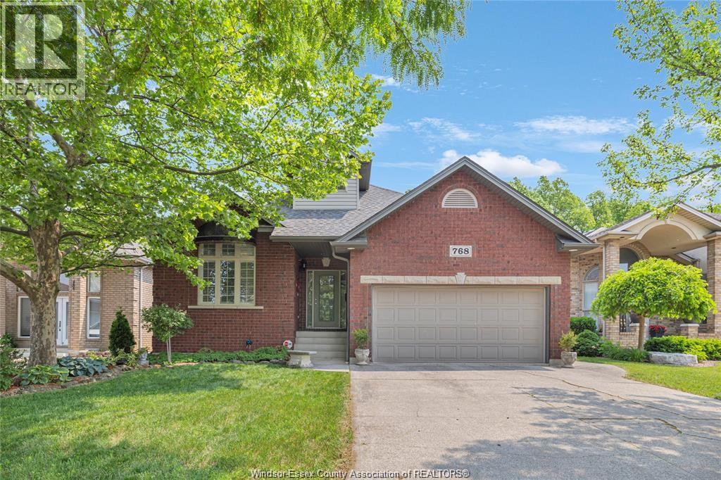 768 Newport, Windsor, ON N9E 4Z5
