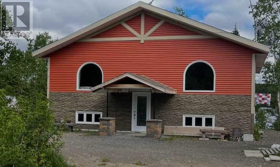 49 Main Rd, Norris Arm North, NL A0G 3M0