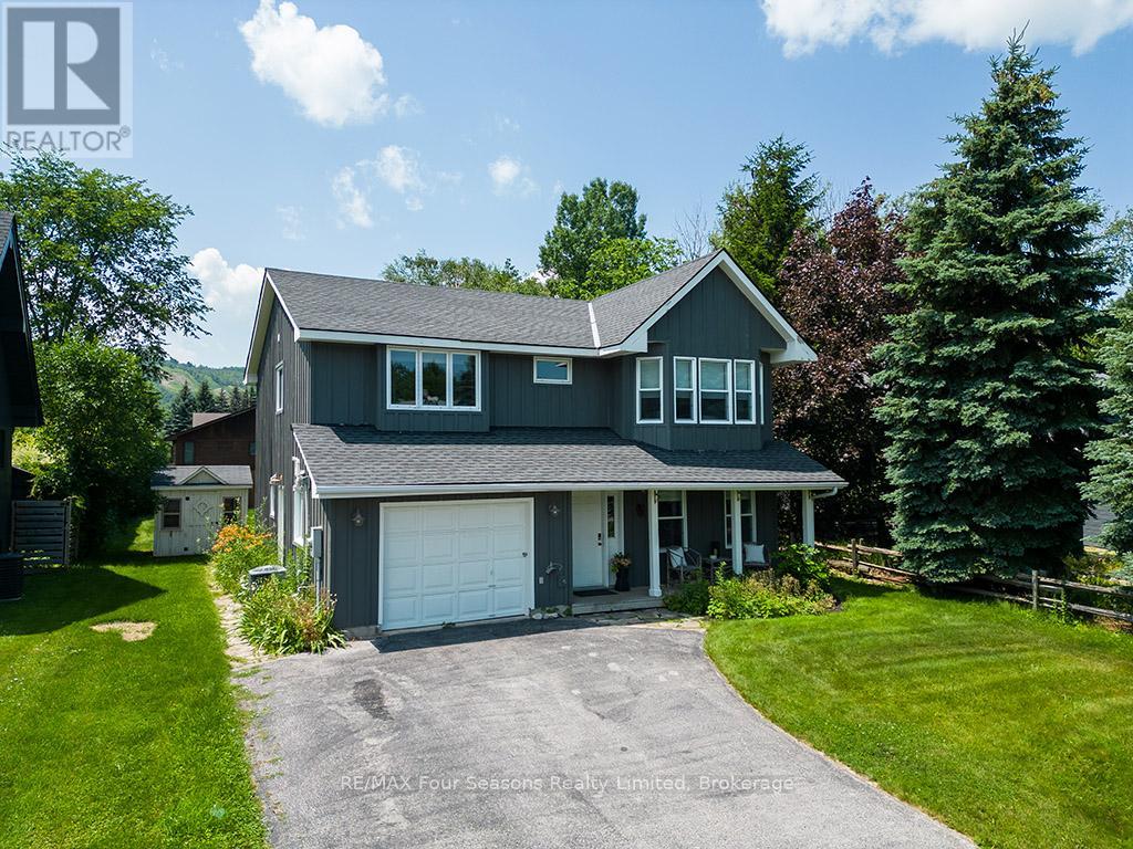 104 Lauries Ct, The Blue Mountains, ON L9Y 0L4