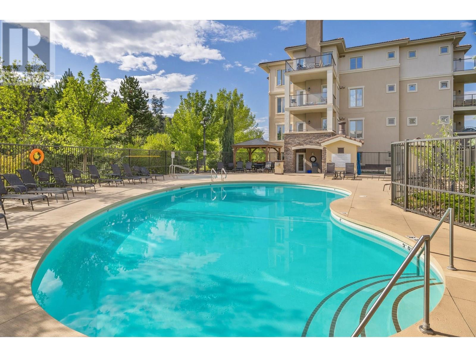 1873 Country Club Drive Unit 2219, Kelowna, BC V1V 2W6