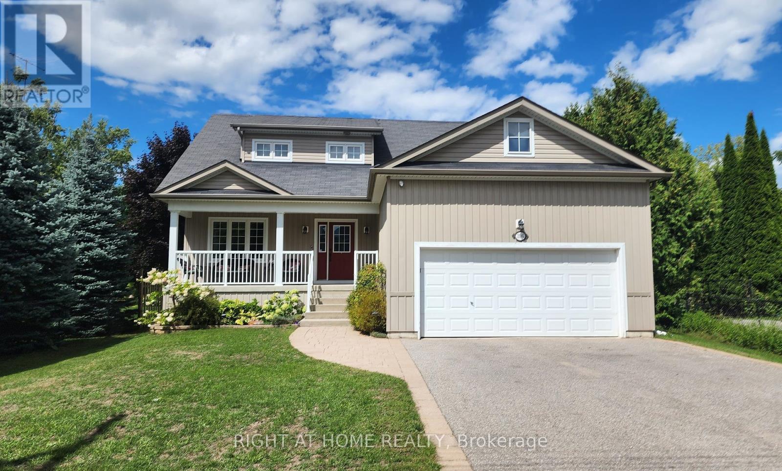 396 Curley St, Georgina, ON L4P 3C8