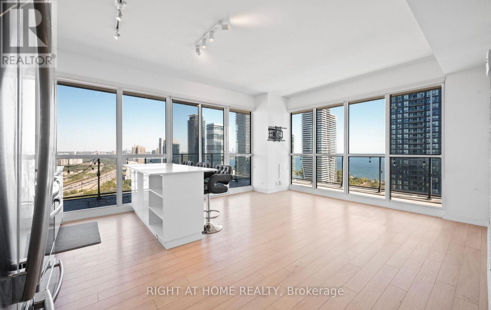 3409 10 Park Lawn Rd, Toronto, ON M8V 0H9