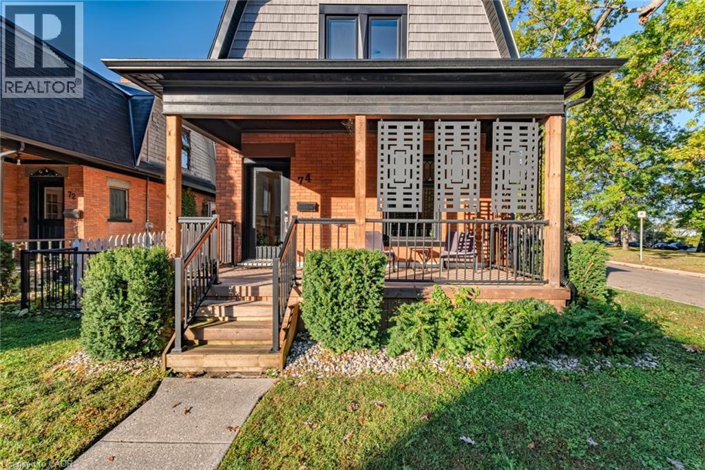 74 Lynnwood Ave, Simcoe, ON N3Y 2V6