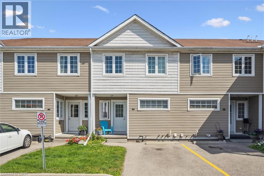 23 Howe Drive Unit 8, Kitchener, ON N2E 1J3