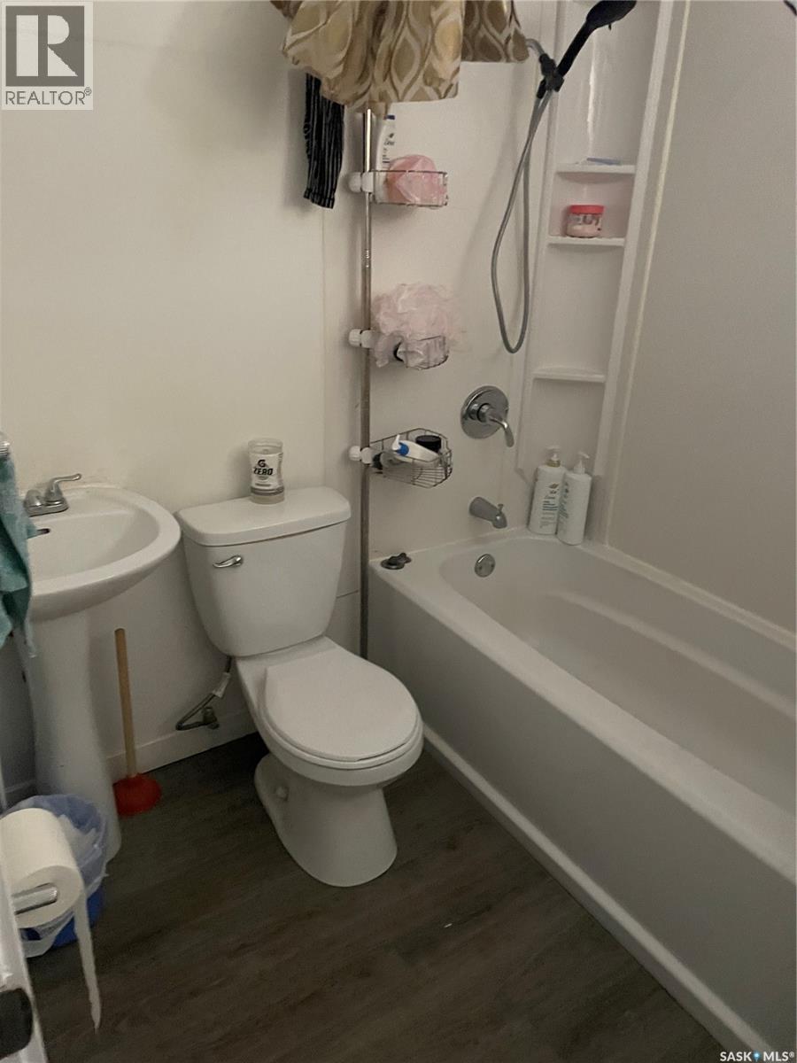 809 12 Avenue East, Regina, SK S4S 6Y9