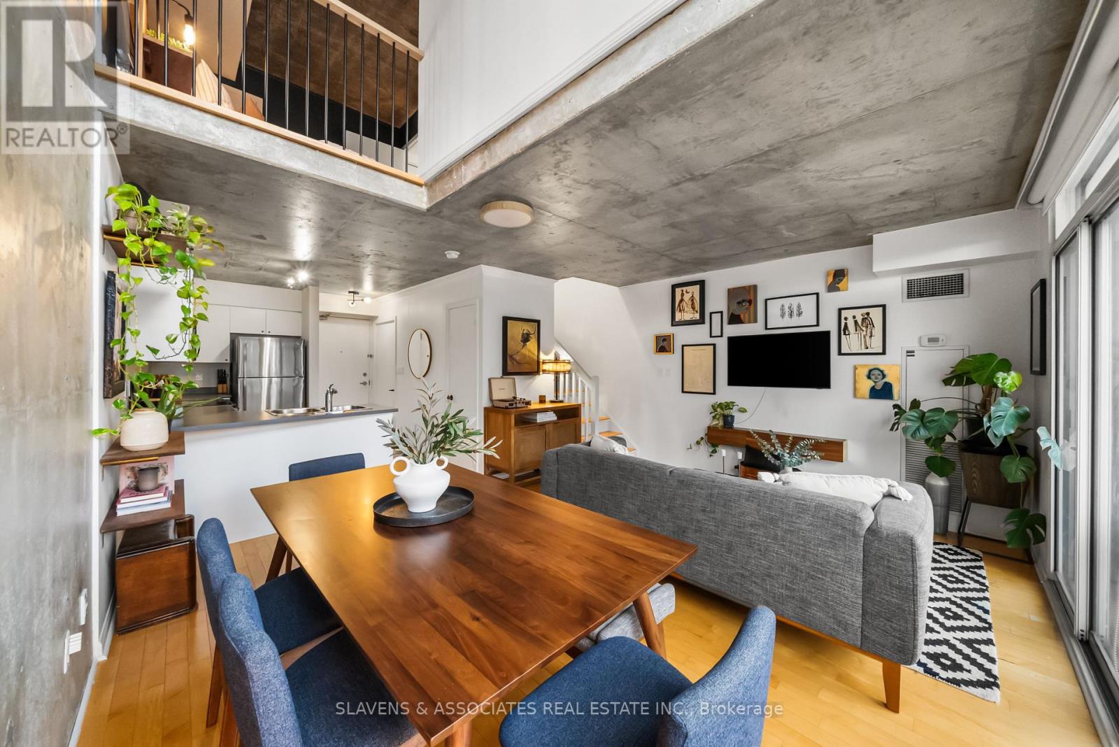 805 1029 King St W, Toronto, ON M6K 1J7