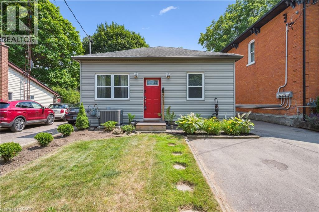 8 Highway Unit 241, Dundas, ON L9H 5E1