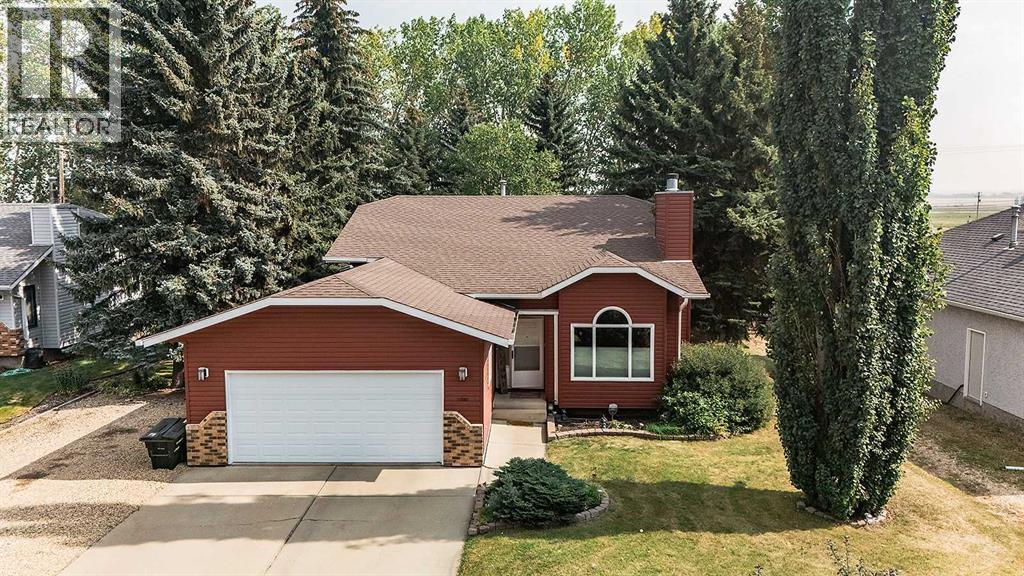 8 Petticoat Ln, Lacombe, AB T4L 1T6