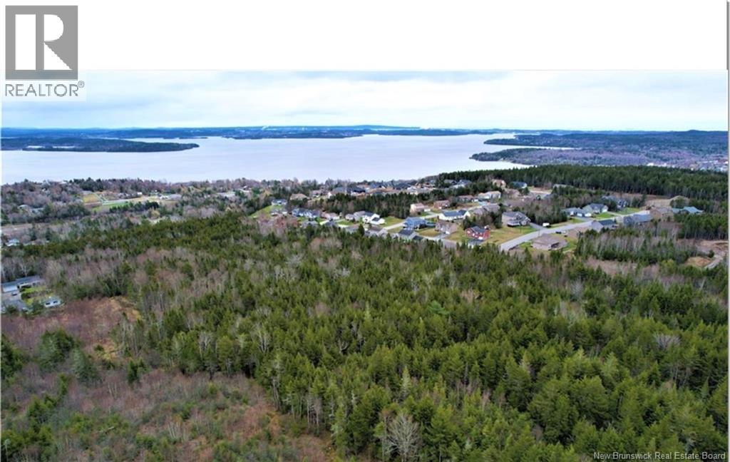 8 Phillip Ave, Grand Bay-Westfield, NB E5K 1W8
