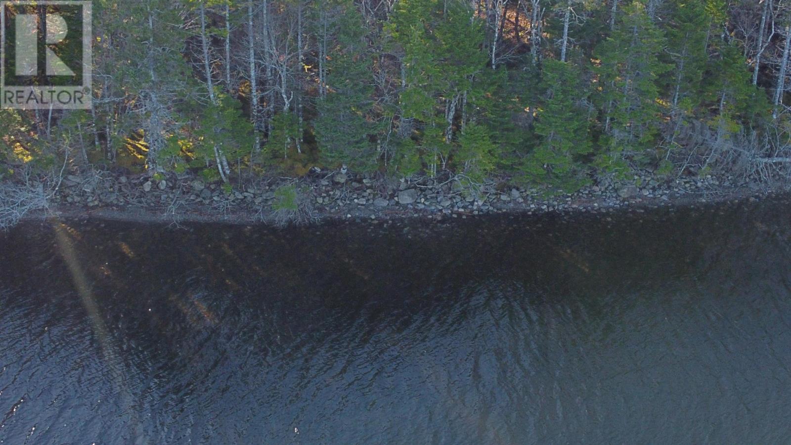 9 Lakefront Drive, Loch Lomond West, NS B0A 1H0
