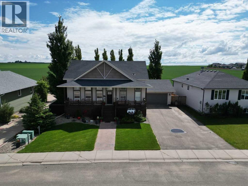 713 Centennial Ave, Nobleford, AB T0L 1S0