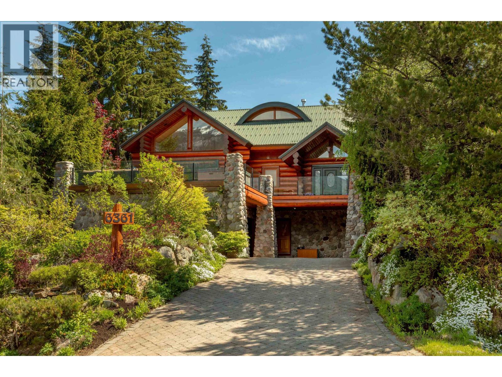 6361 Fairway Dr, Whistler, BC V8E 0C9